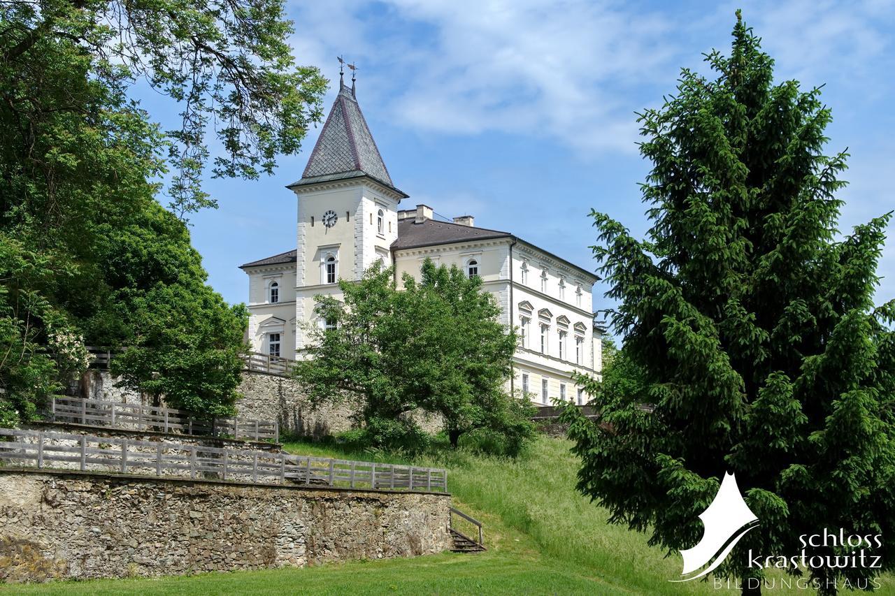 Bildungshaus Schloss Krastowitz Hotel Klagenfurt am Woerthersee Buitenkant foto